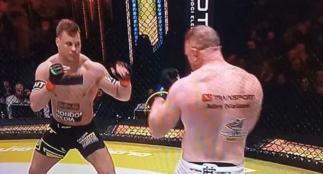 Znów problemy z transmisją Clout MMA. Lexy Chaplin przeprasza