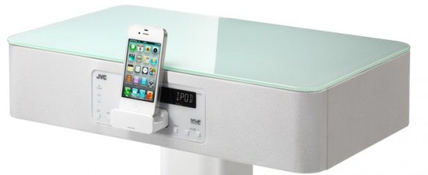 Pierwszy stand marki JVC dla iPhone’a 1
