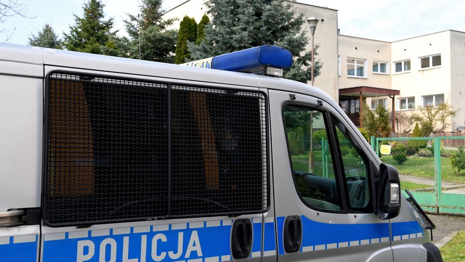 Warszawa. Dwaj nastolatkowie podpalali altany śmietnikowe. Byli pijani