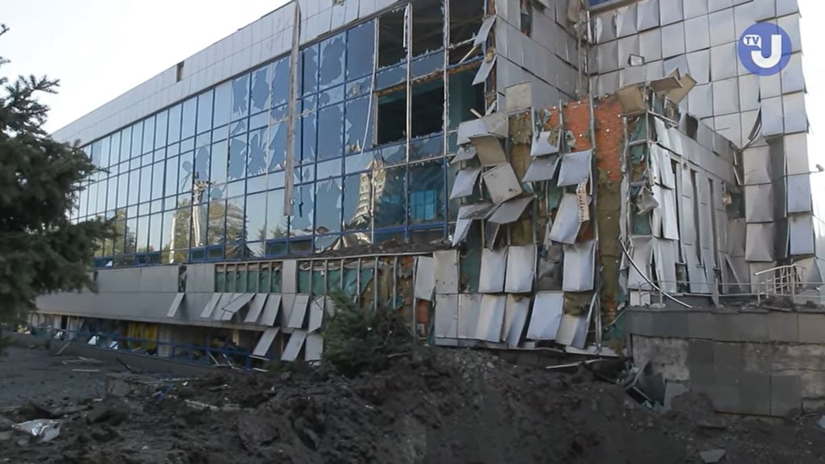 zniszczona pływalnia w Dnieprze