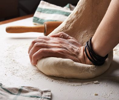 Jak upiec chleb w domu? Metody wypieku i proste przepisy