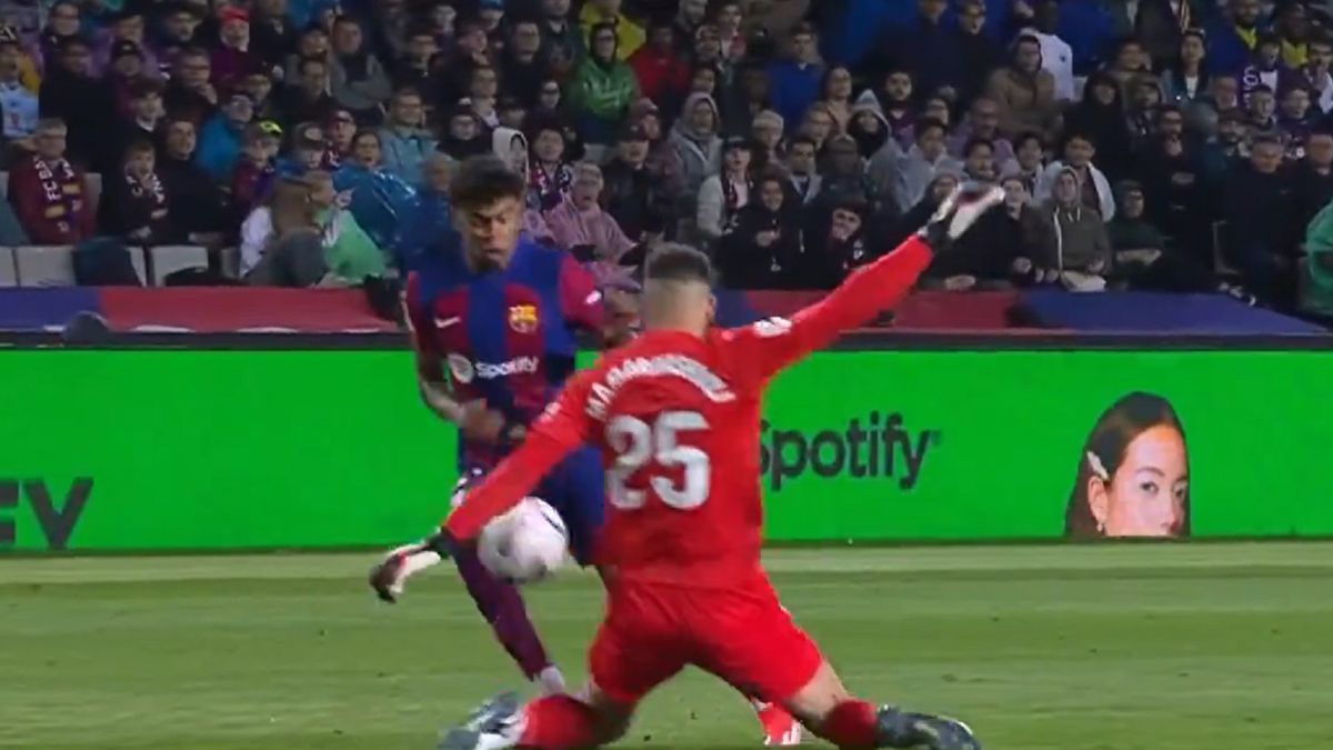 Twitter / Eleven Sports / Na zdjęciu: błąd bramkarza Valencii