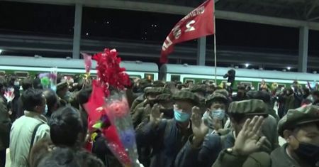Walczyli ze skutkami tajfunu w Korei Północnej