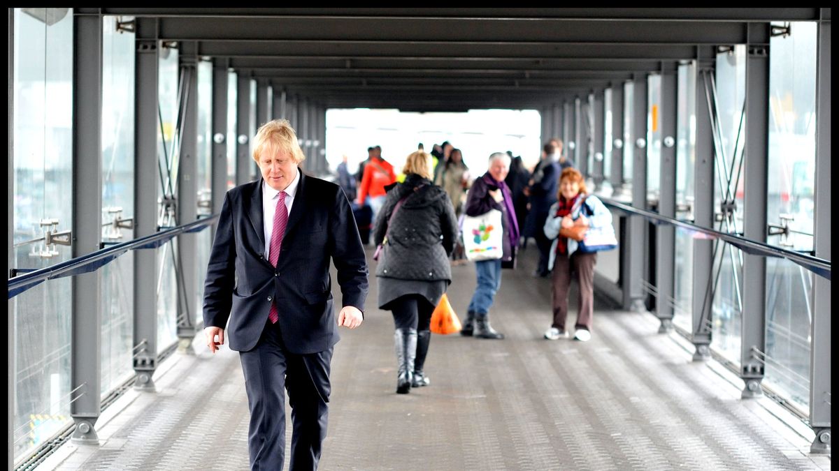 Boris Johnson w poniedziałek wraca do pracy.