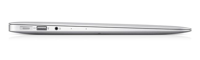 Apple MacBook Air waży tylko 1,08 kg, ale to nadal spora waga dla podróżnika