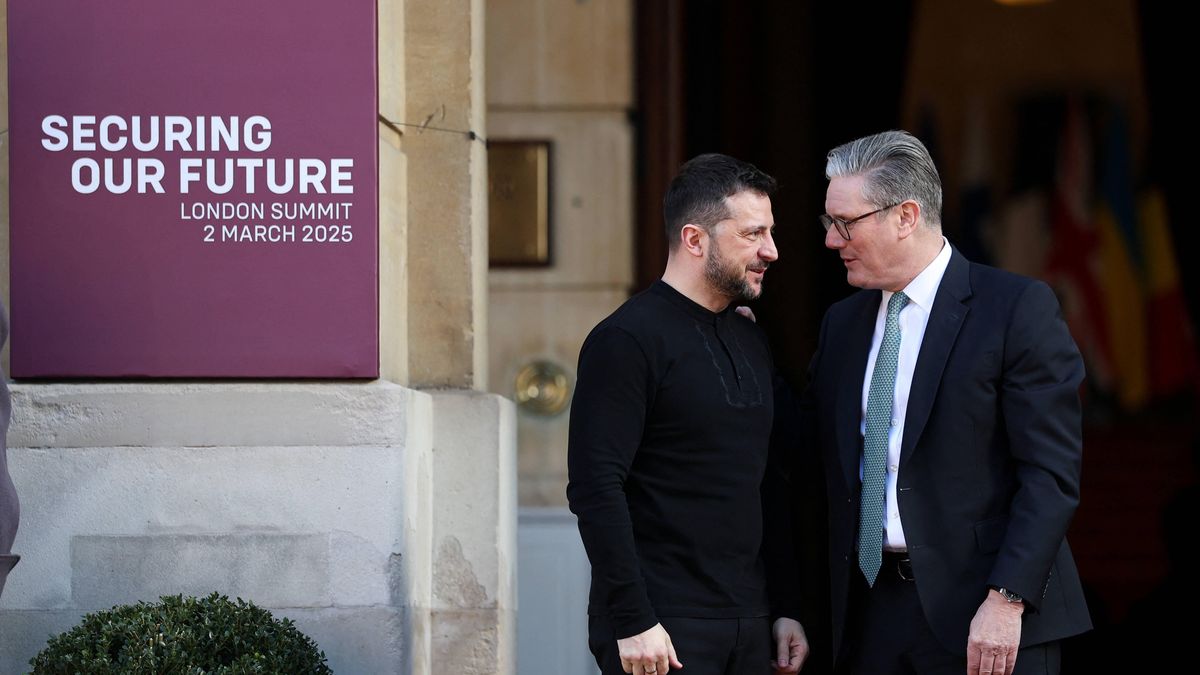 Wołodymyr Zełenski i Keir Starmer