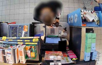 Złotów: Zamieniał kody kreskowe na towarach, rzeczy warzył z warzywami