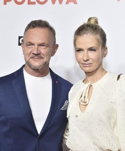 Tak mieszka Pazura. To salon wzbudza największe zainteresowanie