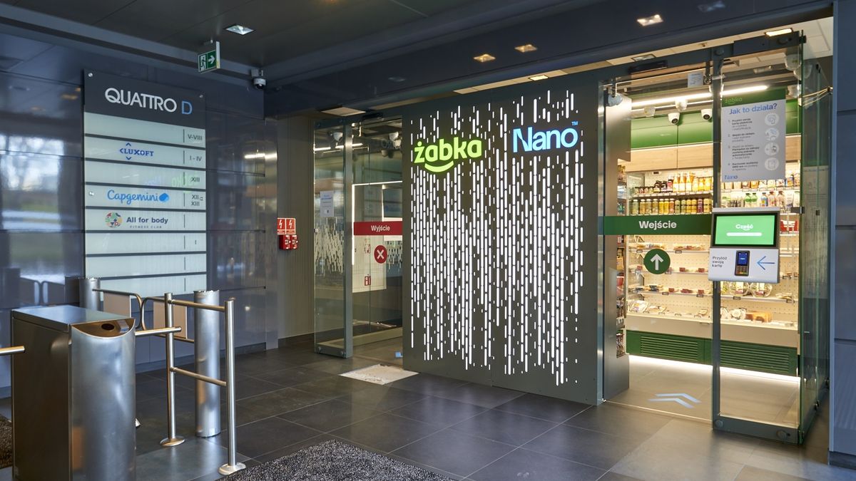 Żabka Nano to sklepy autonomiczne - bezobsługowe. Firma ma ich już 41