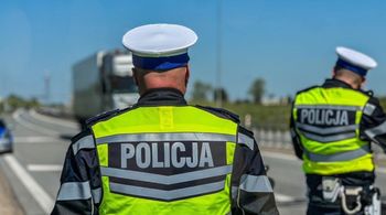 Policyjna akcja "Prędkość". Więcej patroli na drogach w długi weekend
