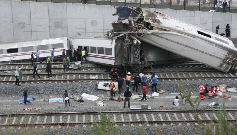 Katastrofa kolejowa w Hiszpanii. Wiele ofiar
