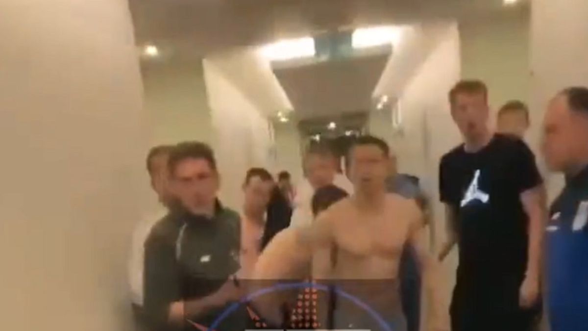 Zdjęcie okładkowe artykułu: Twitter / /Buckarobanza / Na zdjęciu: bójka piłkarzy w hotelu