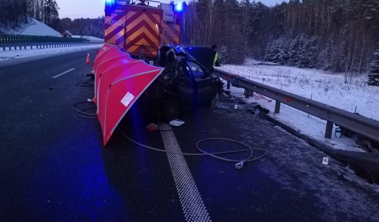 Staranowała wóz strażacki. Tragedia w Stawigudzie