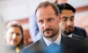 Jego żona pojawiła się w aktach Epsteina. Książę Haakon zabrał głos