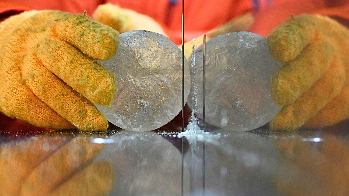 Lód sprzed tysięcy lat. 