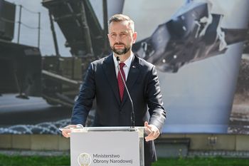 Rosyjski samolot przechwycony nad Bałtykiem Szef MON o szczegółach