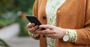 Myślała, że rozmawia z pracownikiem banku. Straciła 125 tys. zł