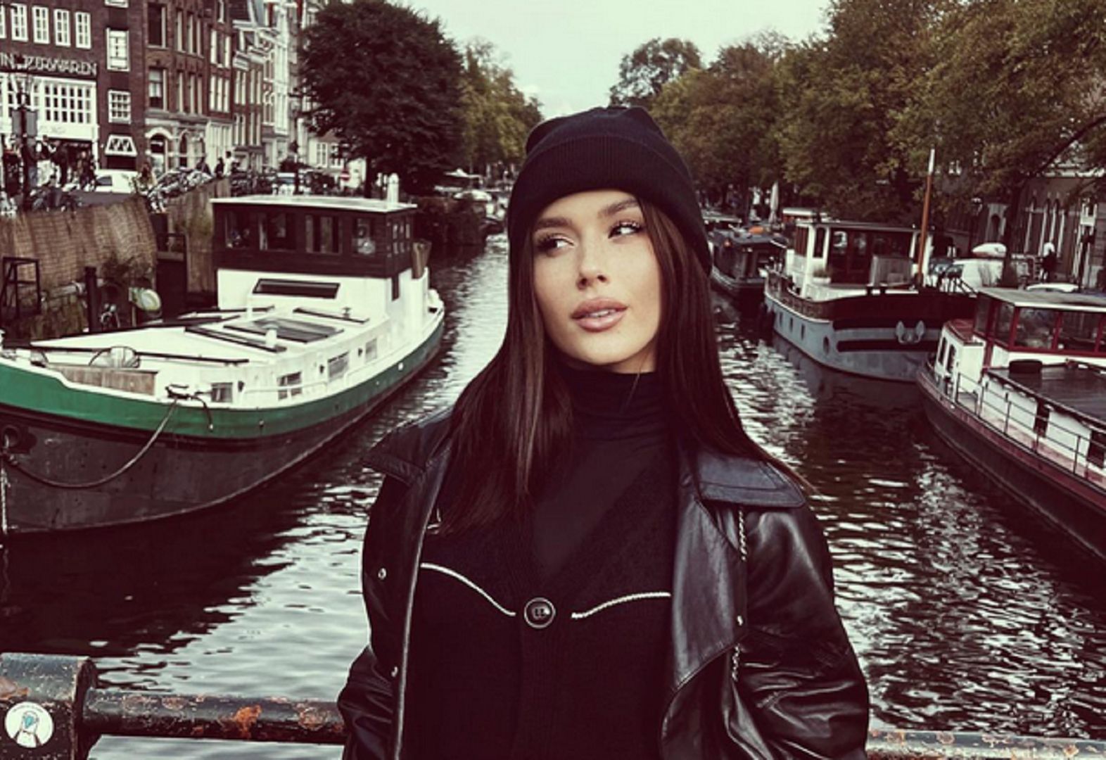 Patrzą na 18-letnią Roxie Węgiel w Amsterdamie. Ludzie zgodni