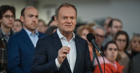 Donald Tusk mówi o "wielkim kryzysie" na rynku cukru. "Krytyczna sytuacja producentów"