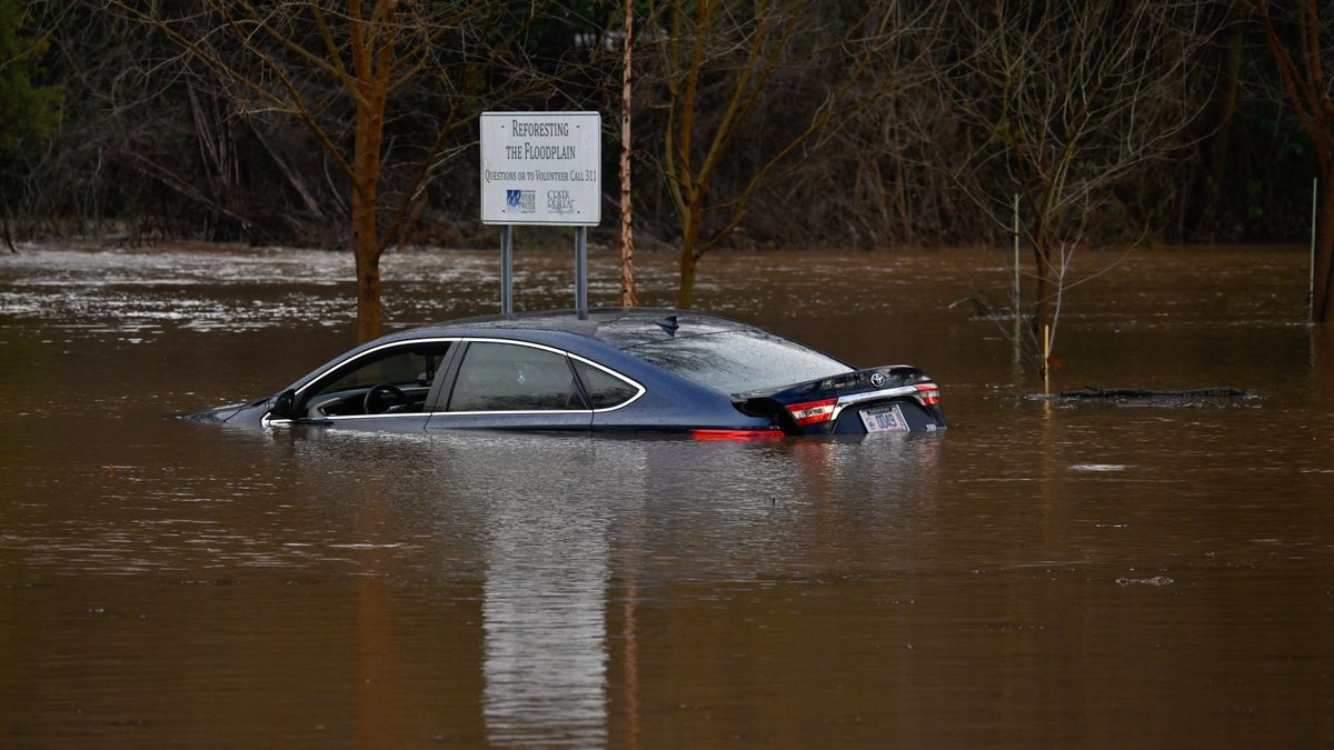 USA szykuje się na "pokoleniowe" powodzie
