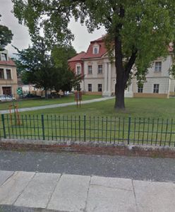 Dramatyczny wypadek w Żaganiu. 10-latek nadział się na ogrodzenie