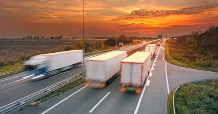 Branża transportowa w tarapatach. Największy wzrost bankructw przewoźników