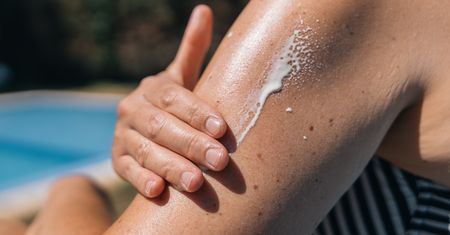 Filtr SPF 50 nie zapewnił ci ochrony? Pewnie popełniasz podstawowy błąd