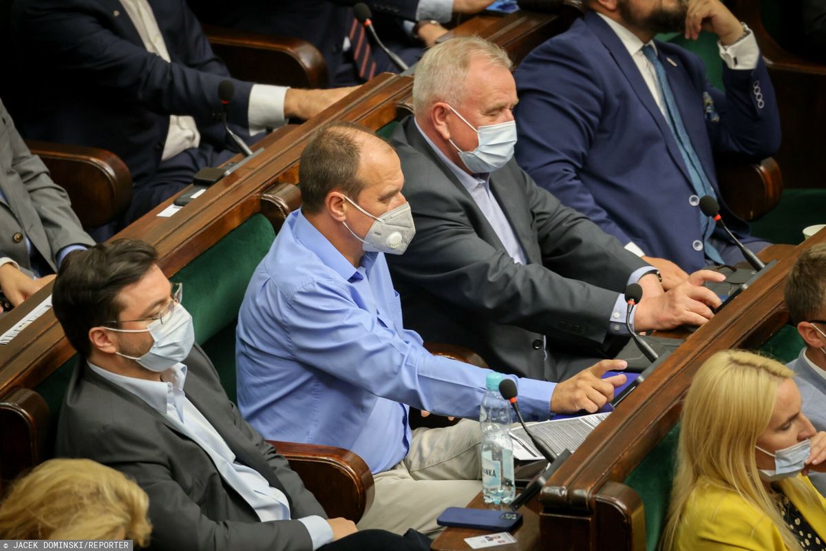 Sejm. Ustawa antykorupcyjna przyjęta z poprawkami 