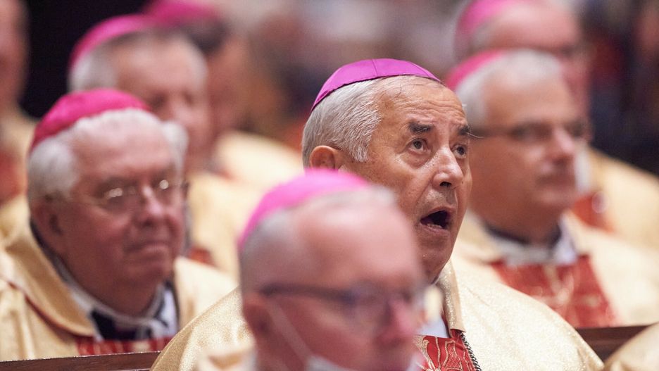 Polscy biskupi wezwani przez Franciszka. Jest data wizyty