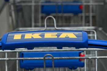 IKEA obniża ceny. Nowe promocje na meble i akcesoria do domu