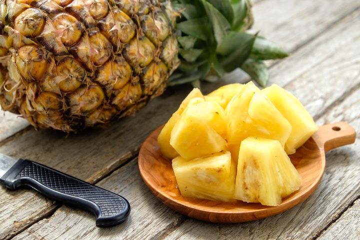 Ananas w puszce w wodzie (owoc i płyn)