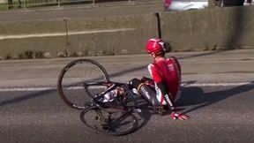 Wypadek na wyścigu w Belgii. Motocyklista potrącił kolarza w peletonie