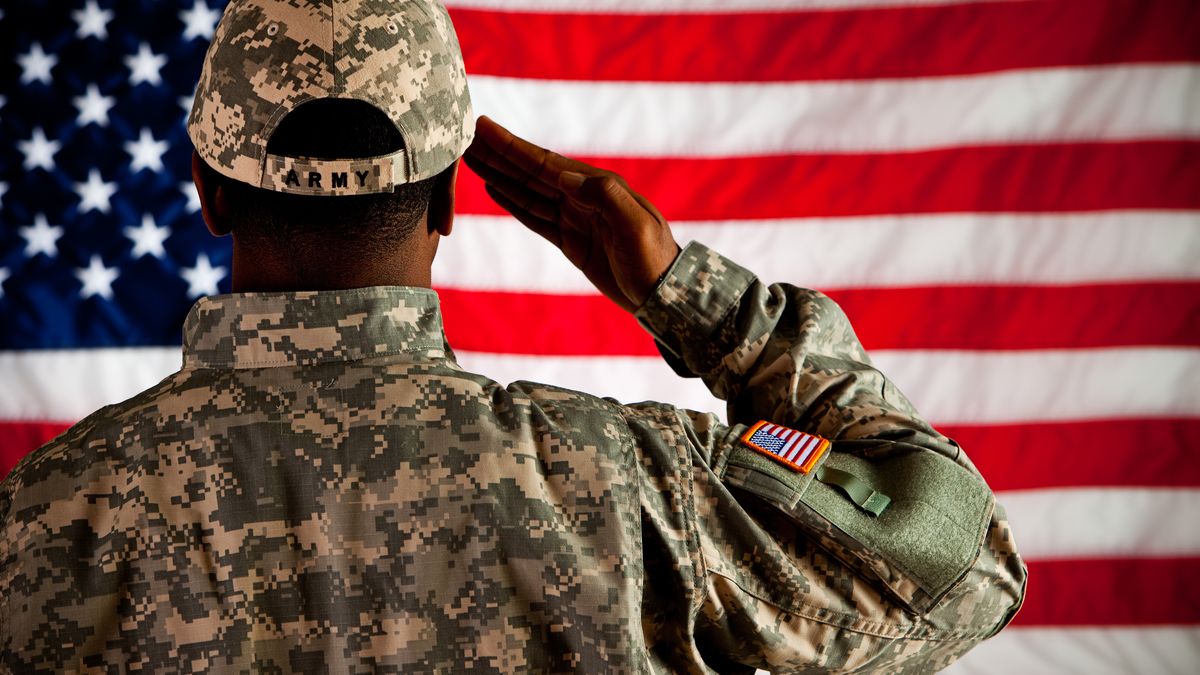 Amerykanie masowo otrzymują SMS-y o rzekomym powołaniu do służby wojskowej, fot. Shutterstock.com