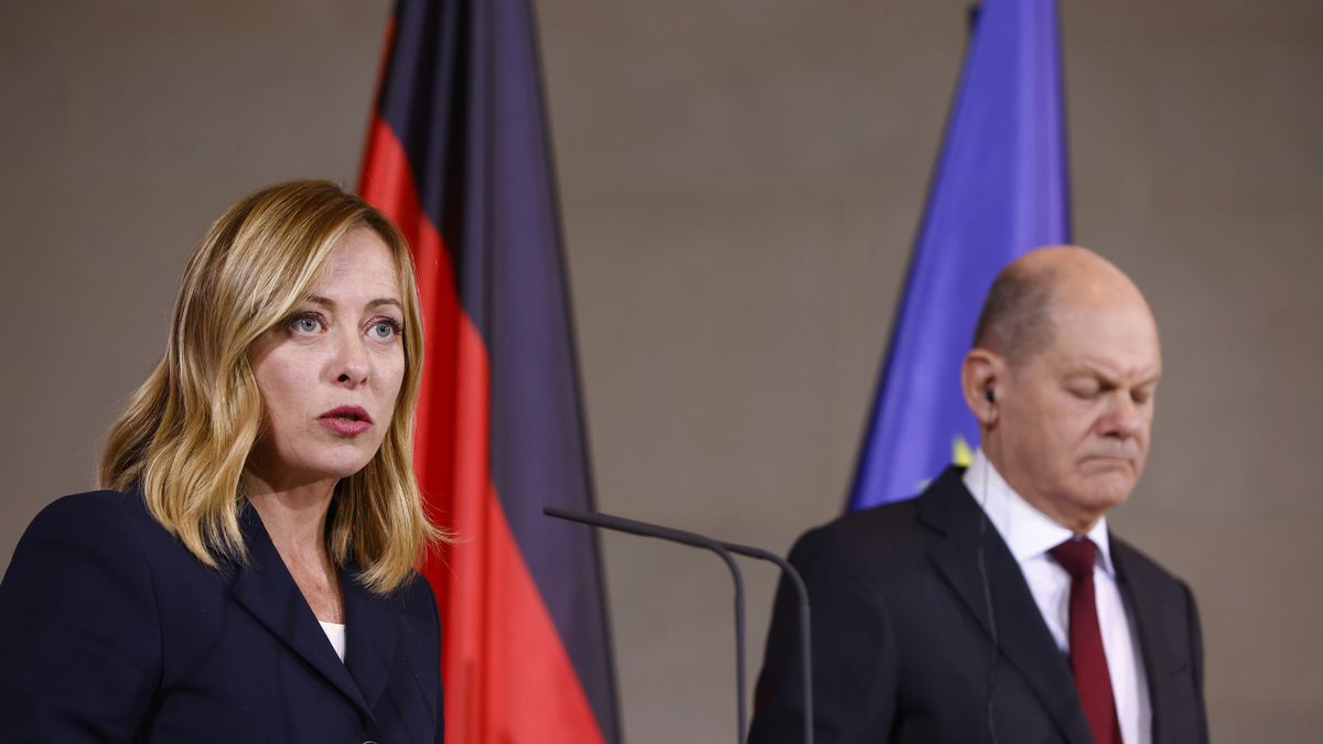BERLIN, GERMANY - NOVEMBER 22: German Chancellor Olaf Scholz and Italian Prime Minister Giorgia Meloni attend a press conference at the Chancellery on November 22, 2023 in Berlin, Germany. The German and Italian governments are holding government consultations today at the Chancellery. Among the issues under discussion are economic relations, defence, security, as well as technology and innovation. (Photo by Michele Tantussi/Getty Images)