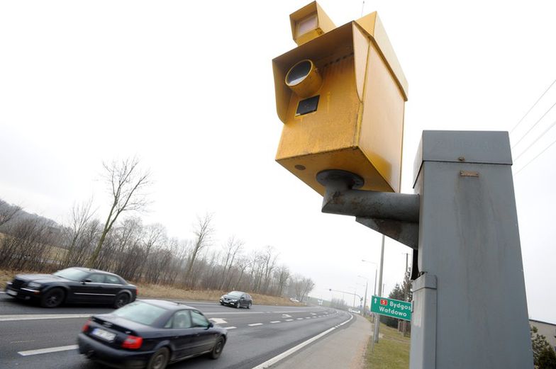 Dziś przy polskich drogach stoi 431 fotoradarów