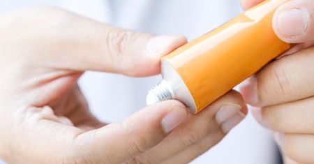 Maść majerankowa dla niemowląt. Zastosowanie i bezpieczeństwo użycia