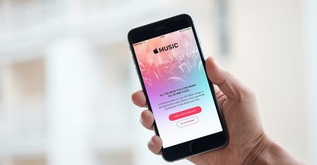 Chętniej płacimy za Spotify i inne abonamenty – branża muzyczna kwitnie