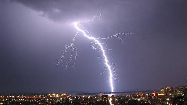 Nietypowy problem Windowsa 8 - jest szybki jak błyskawica. Czyli za szybki! 1