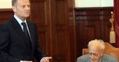 Premier Tusk otrzymał książkę o historii Kaszubów