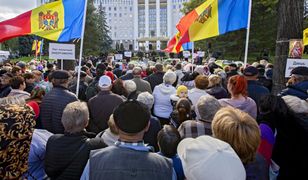 Niepokój w Mołdawii. Tysiące ludzi na ulicach