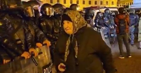 "Gruzin przeciwko Gruzinowi" Staruszka nie bała się uzbrojonych policjantów