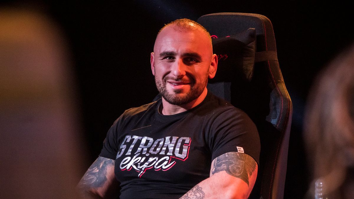 Ekspresowy pojedynek na Clout MMA. Karwat zrobił, co musiał