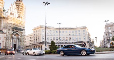 Polacy mają setki wyjątkowych aut i nie chcą ich chować w garażach. Pokazał to drugi fotoSpot Youngtimer Warsaw