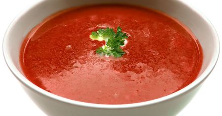 Zupa pomidorowa. Dodaj jeden składnik by zupa smakowała idealnie