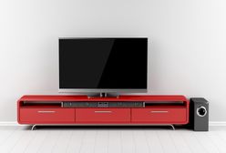 Szafka pod telewizor - jak wybrać praktyczny i gustowny mebel