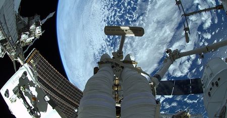 NASA: Właśnie trwa kosmiczny spacer. Obejrzyj relację