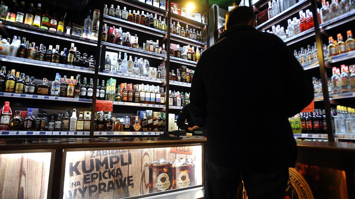 Gminy mogą teraz wymusić zamknięcie sklepów z alkoholem w nocy.