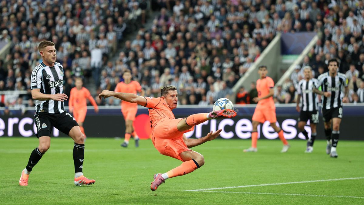 Getty Images / Stu Forster/Getty Images / Robert Lewandowski