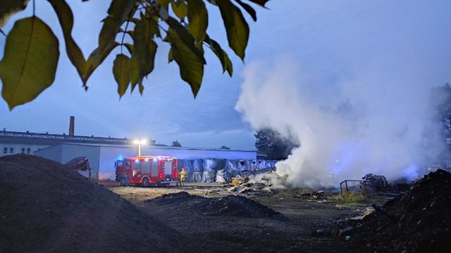 Potężny pożar w Pile. Dym widziany z kilku kilometrów