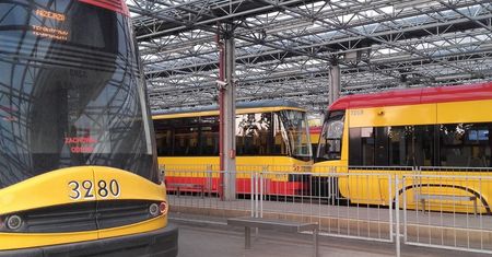 Koszmar na pętli tramwajowej w Warszawie. Na torowisku leżało ciało